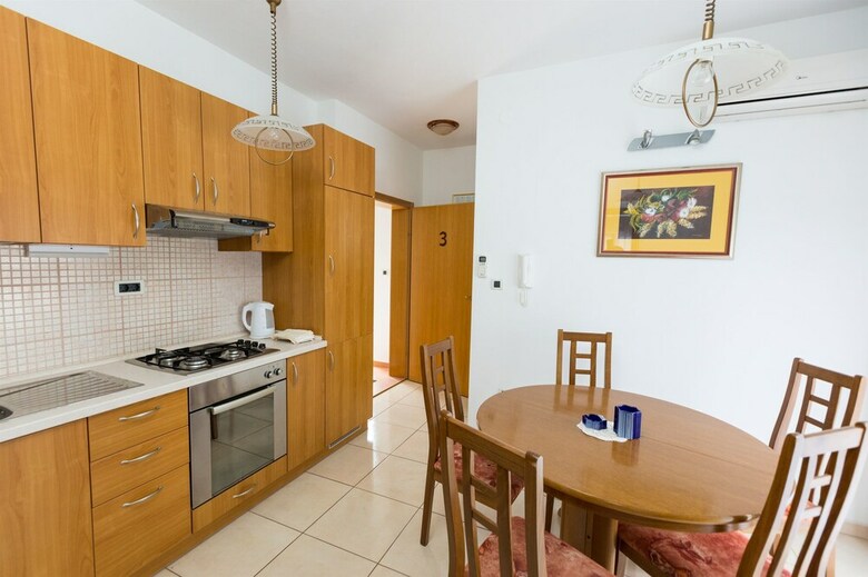 Apartments Nikola