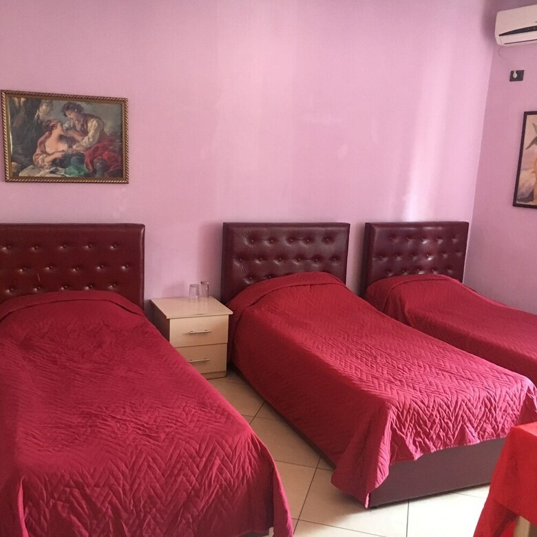 Star Hotel