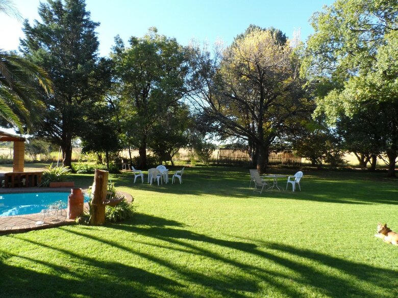 Hotel A Cherry Lane Self Catering And B&B
