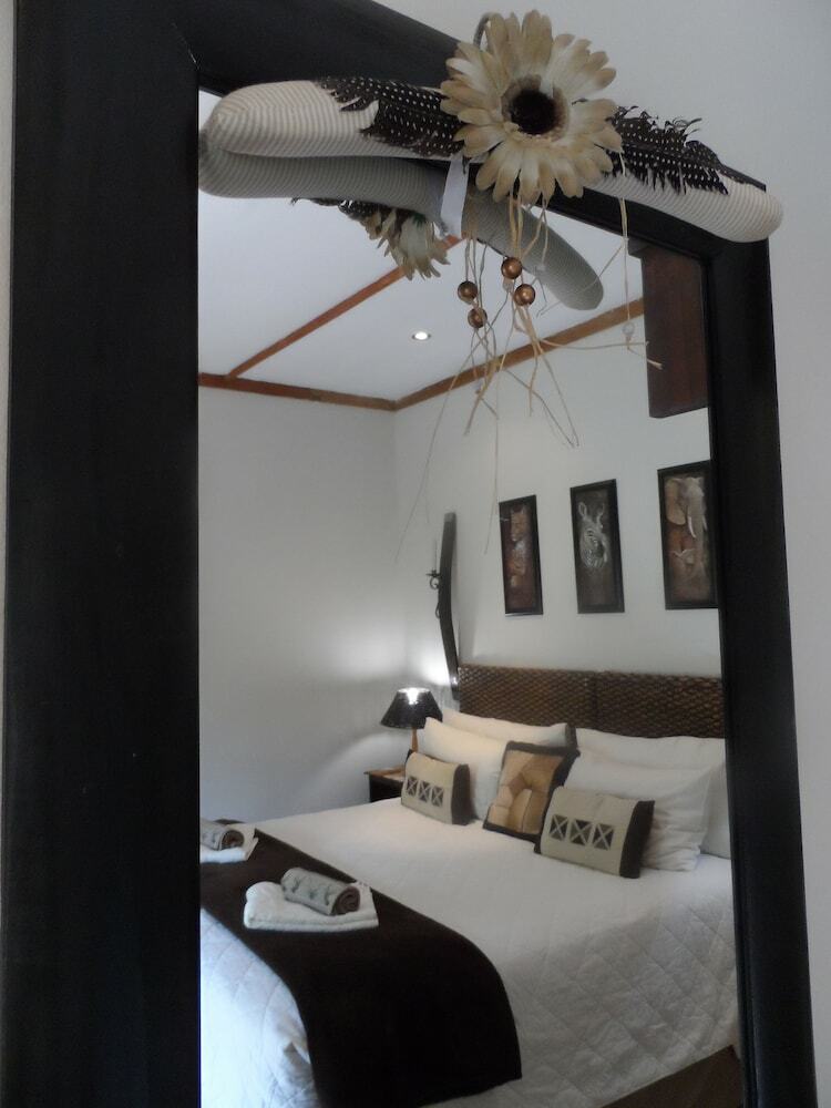 Hotel A Cherry Lane Self Catering And B&B