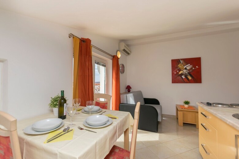 Apartments Bla?ica