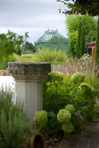 Hotel Georges Blanc Parc & Spa