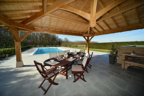 Bed & Breakfast Domaine De La Garde