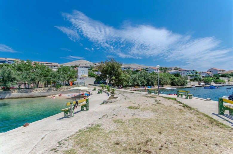 Apartamentos House Sre?ko