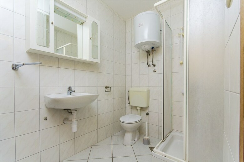 Apartments Jakov