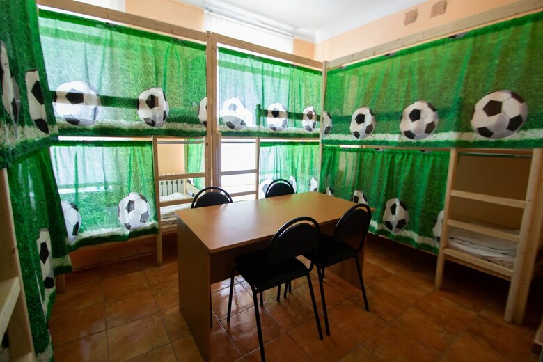 Hostal Hostel Champion