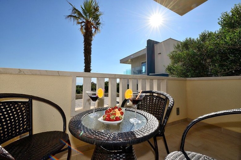 Apartments Dyana