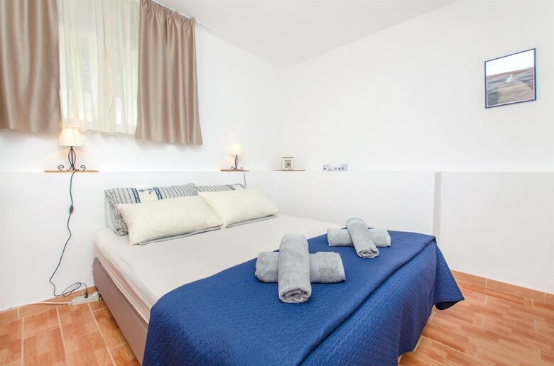 Apartments And Rooms Anita