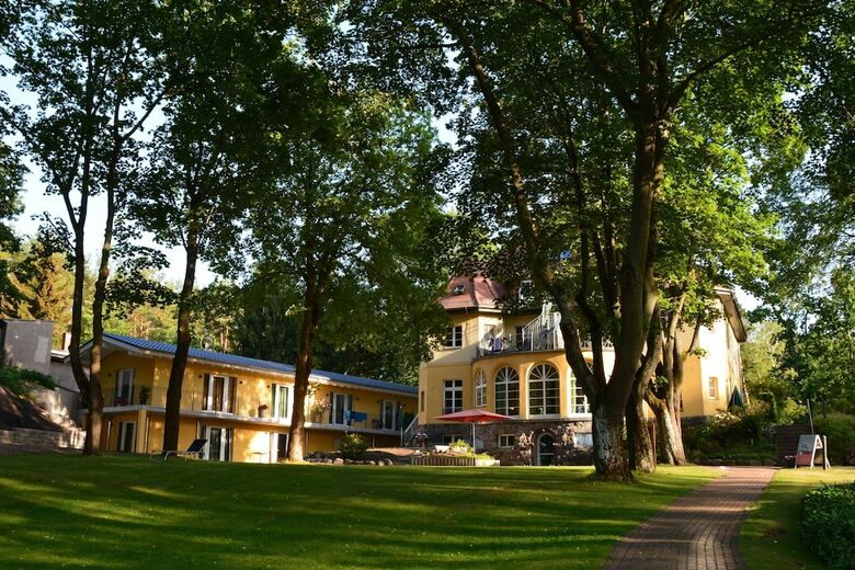 Aparthotel Landhaus Himmelpfort Am See