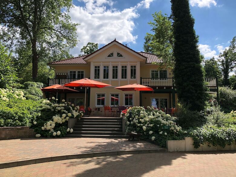 Aparthotel Landhaus Himmelpfort Am See