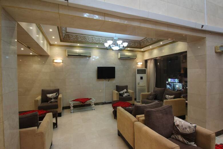 Al Ardh Al Tayeba Hotel