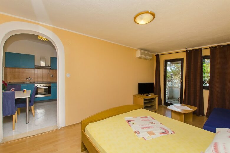 Apartments Edita