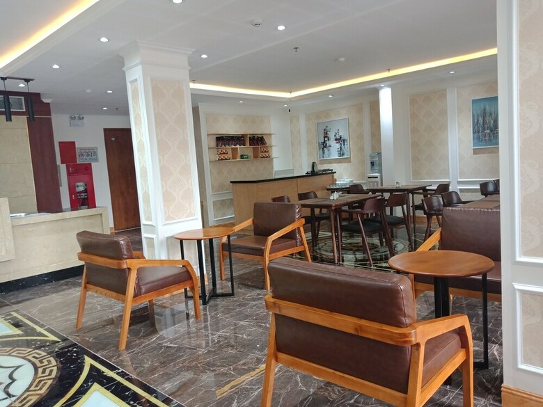 Luckful Hotel