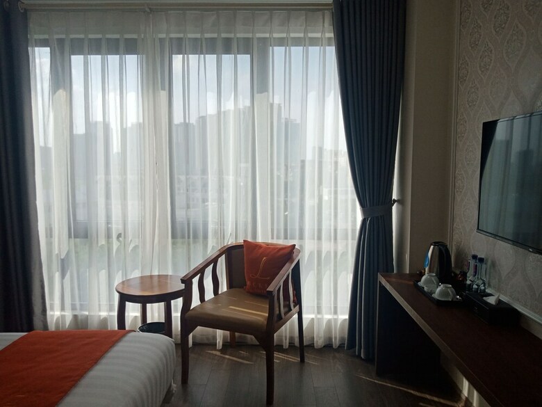 Luckful Hotel