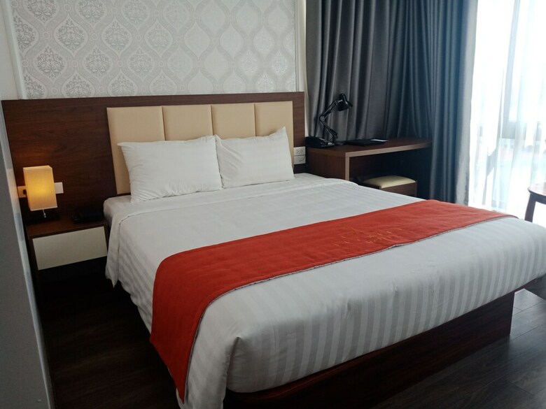 Luckful Hotel