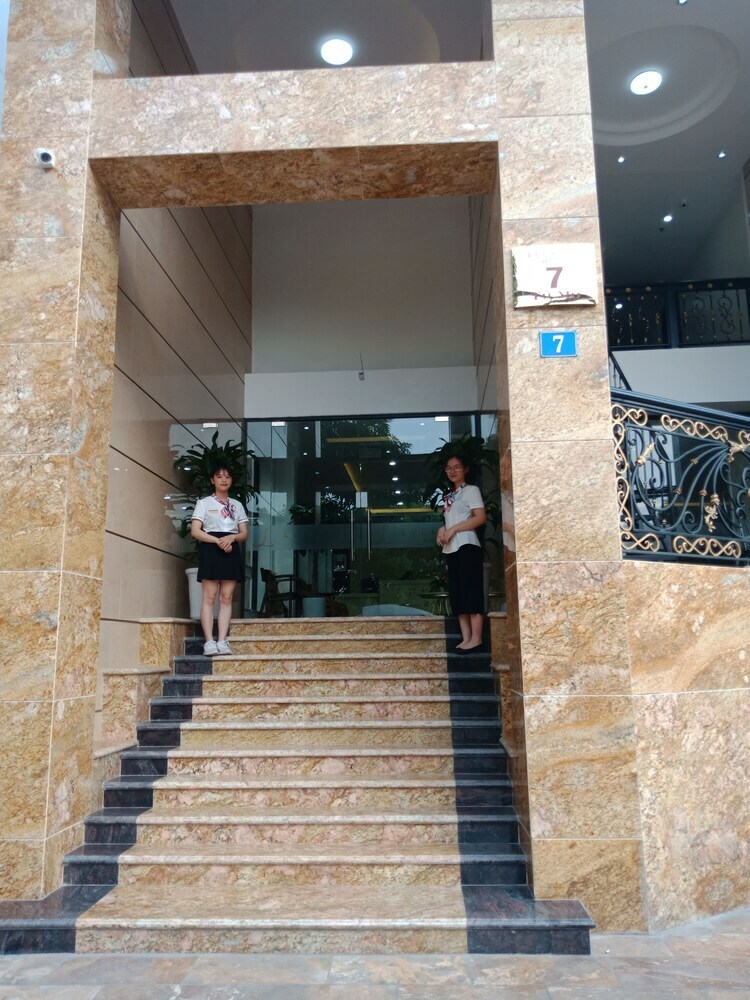 Luckful Hotel
