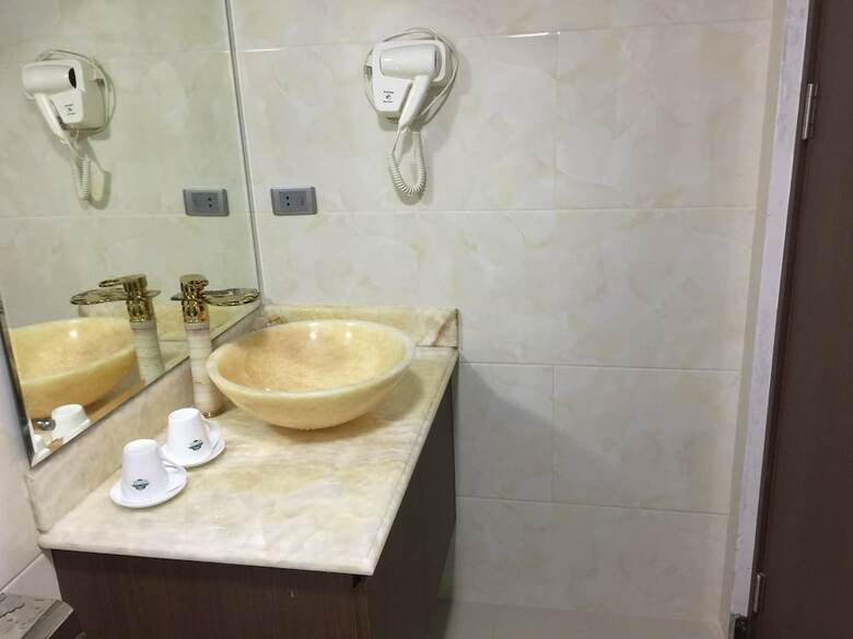 Dinh Gia Hotel