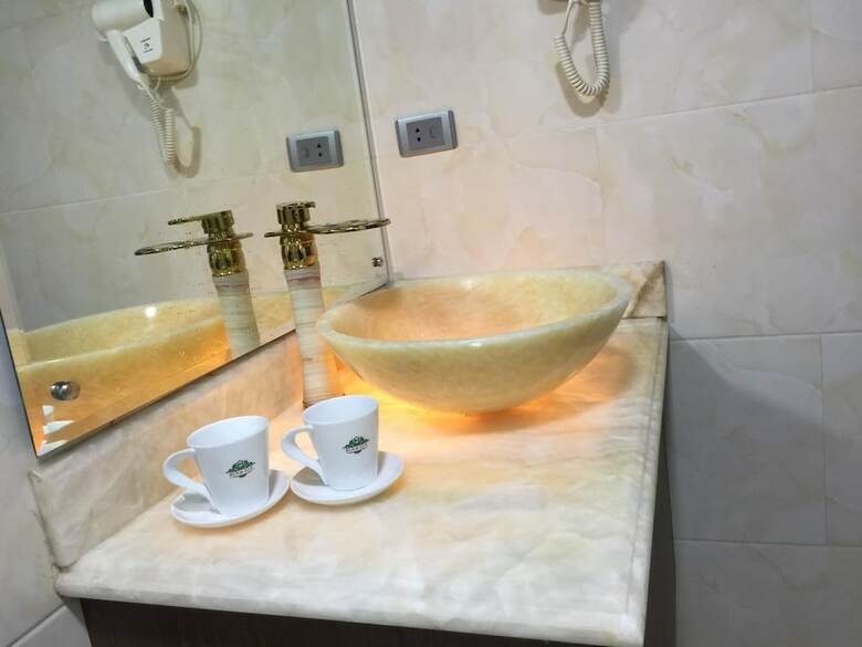 Dinh Gia Hotel