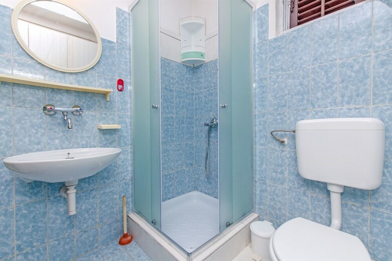 Apartments Mira