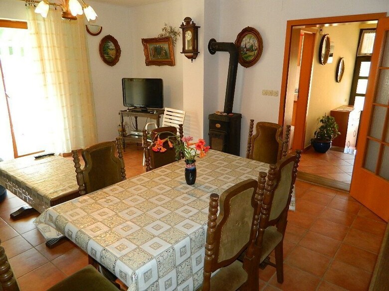 Apartments Ivo