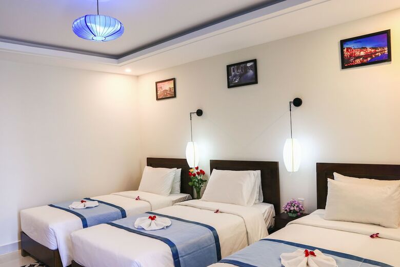 Hotel Grand Holiday Villa