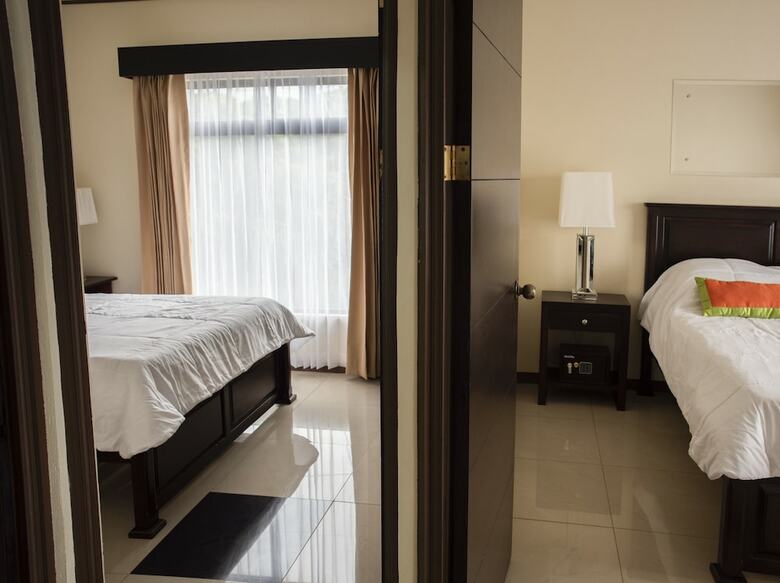 Hotel Suites & Villas Calathea