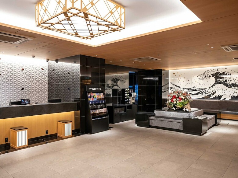 Hotel Wbf Shin-osaka Sky Tower