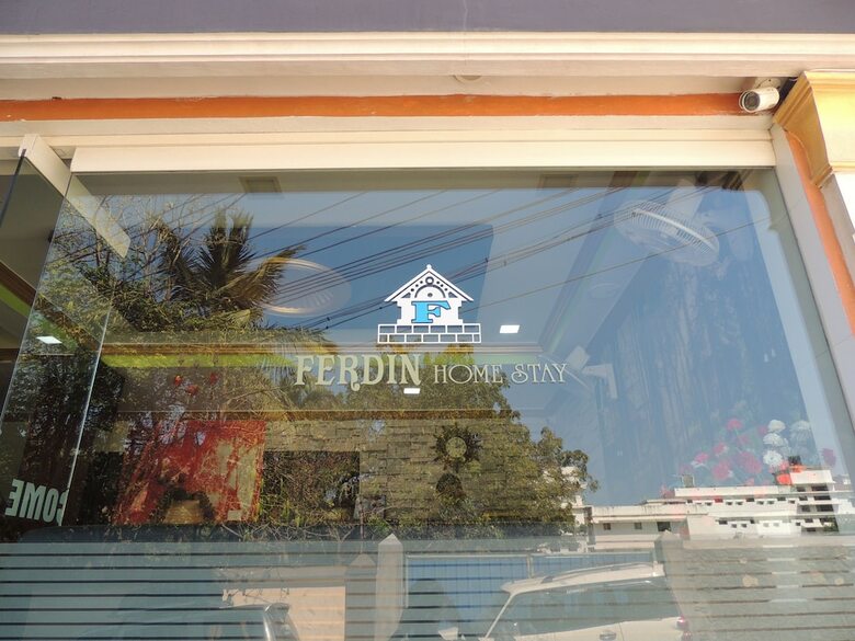 Hotel Ferdin Home Stay