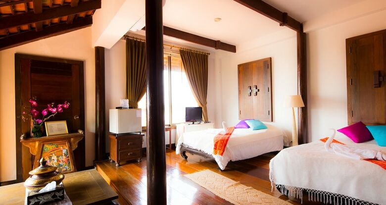 Hotel Ayutthaya Garden River Home