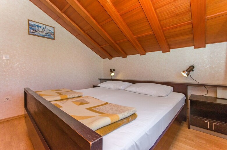 Apartments Jadran