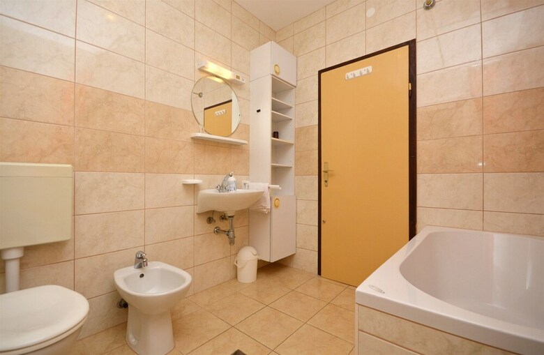 Apartments Jadran