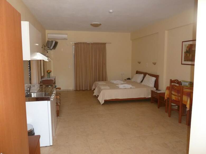 Apartamentos Elafonisos Diamond Resort