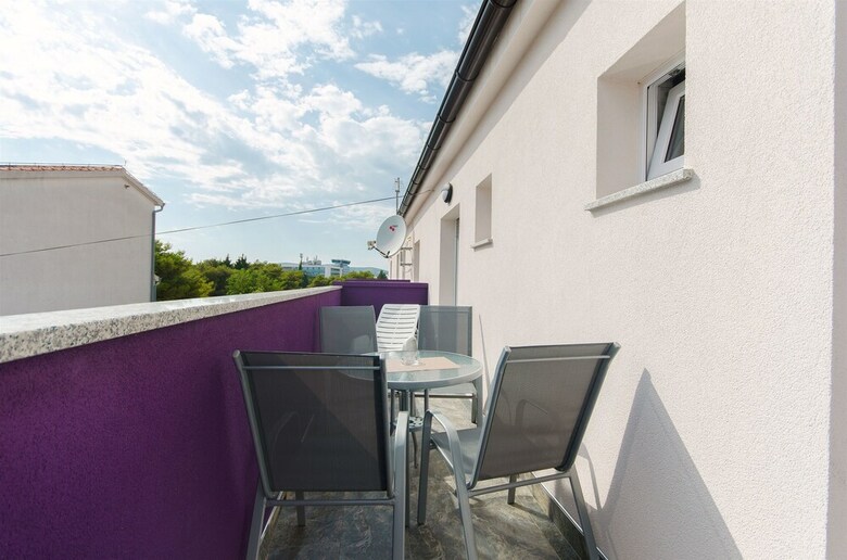 Apartments Marina