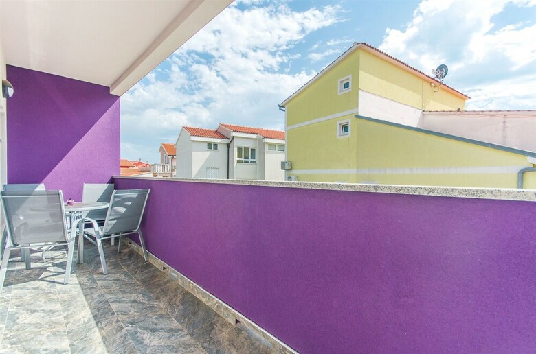 Apartments Marina