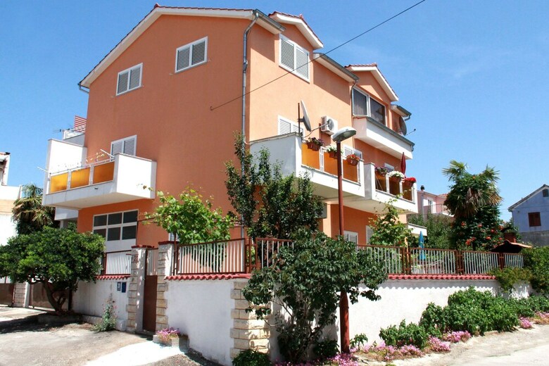 Apartments ?a?e
