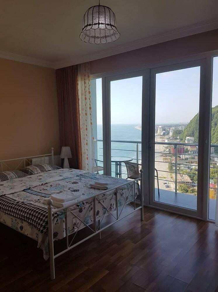 Hotel Calypso Kvariati Inn