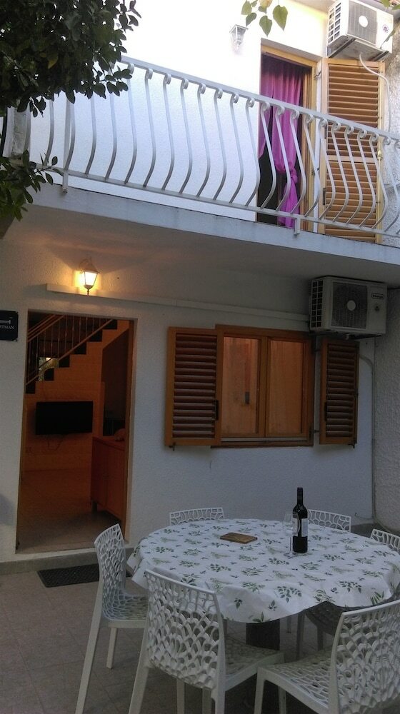 Apartment Restovi?