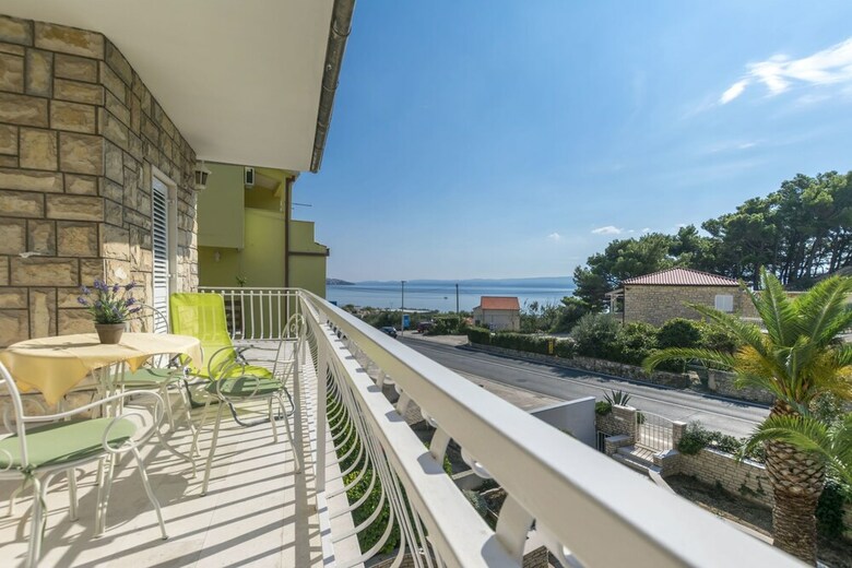 Apartments And Room Alen