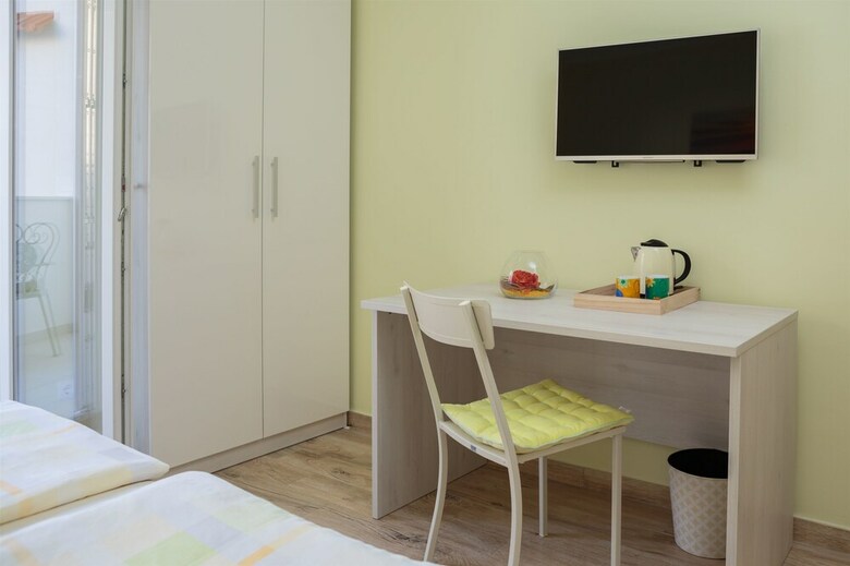 Apartments And Room Alen