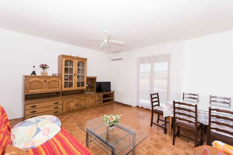 Apartment Marko