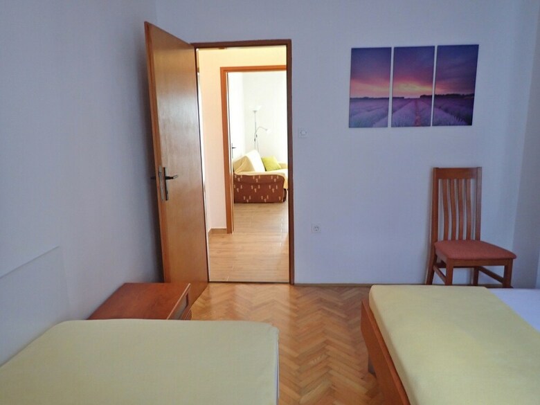 Apartments Sidro-by The Sea