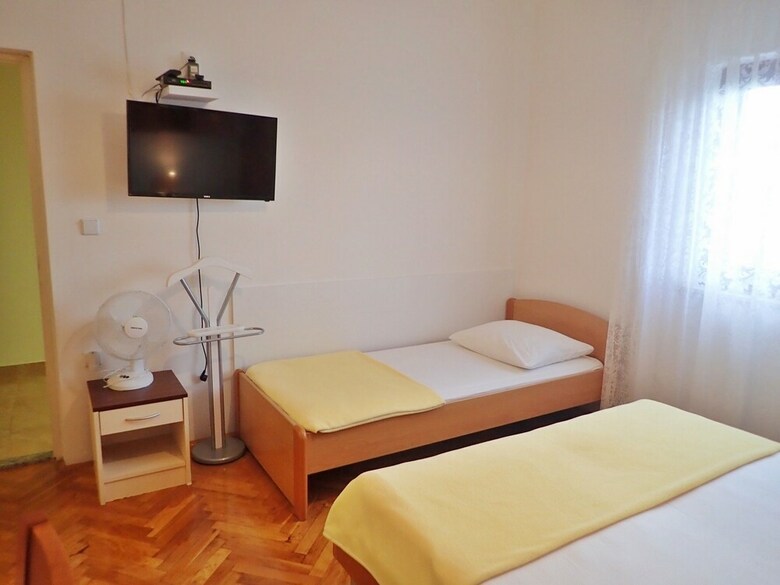 Apartments Sidro-by The Sea