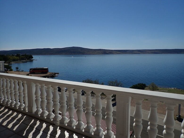 Apartments Bili-with The Beautiful Seaview