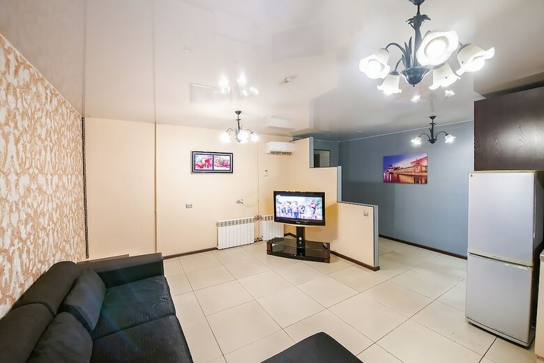 Apartment On Utkinskaya 30