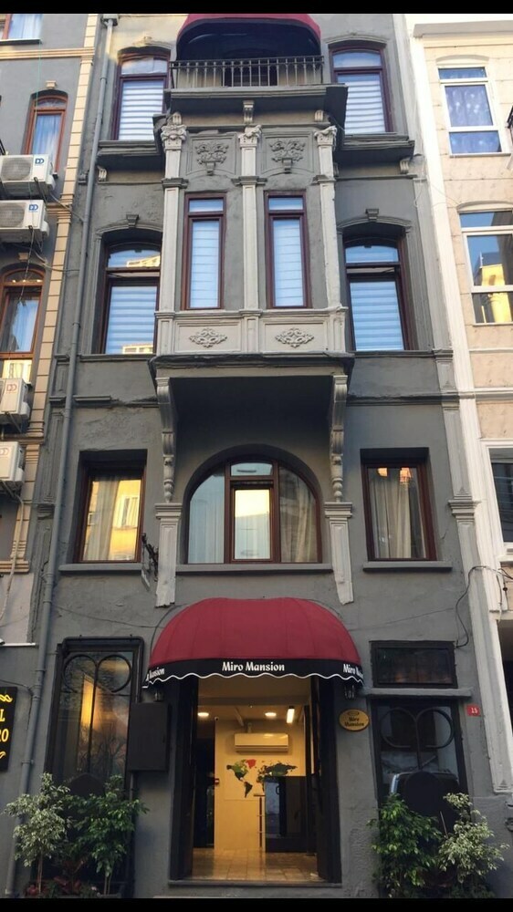 Hotel Miro Mansion