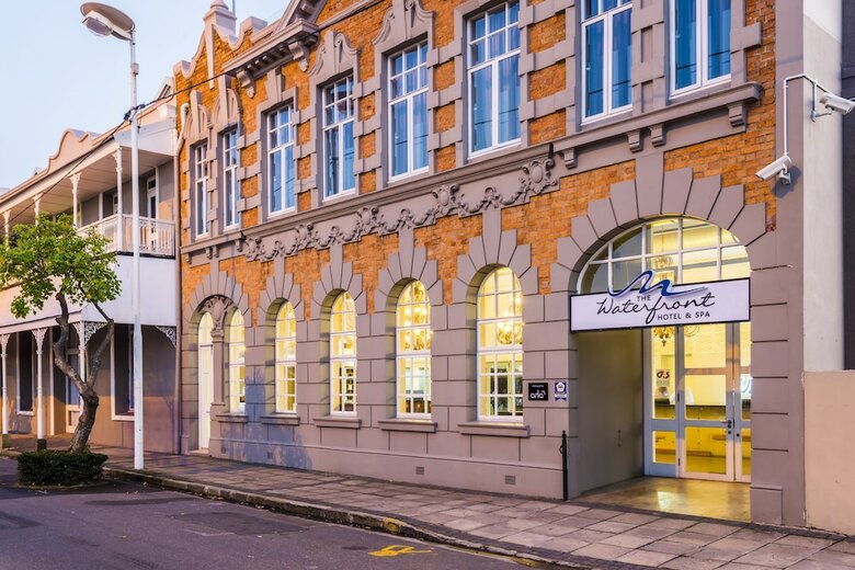 The Waterfront Hotel & Spa By Misty Blue Hotels