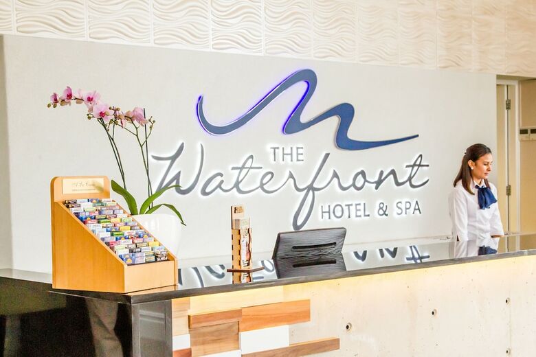 The Waterfront Hotel & Spa By Misty Blue Hotels