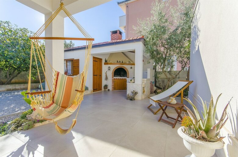 Apartamentos House Nono