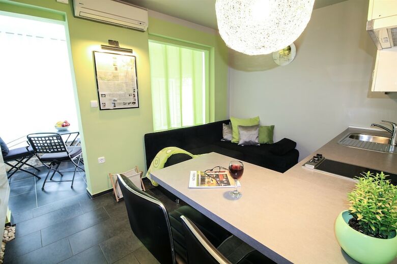 Apartments Ena