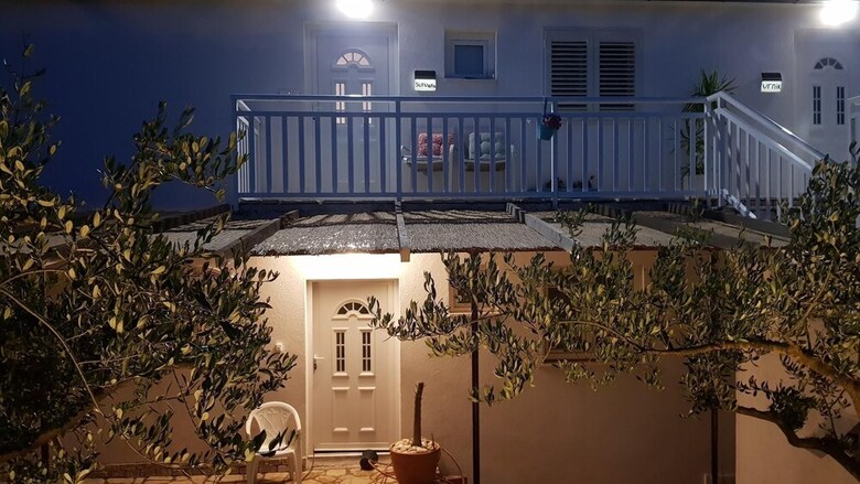 Apartments Badija
